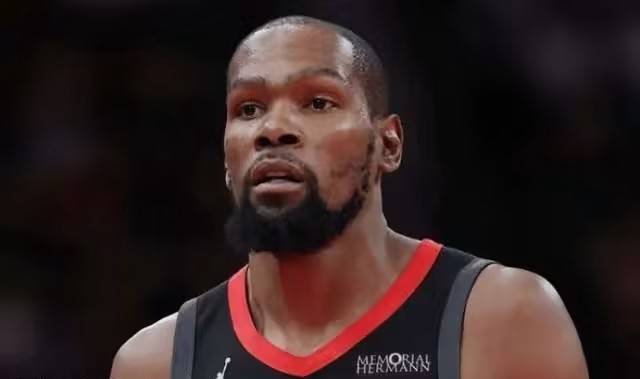 北京队逆转掘金，杜兰特刷新纪录