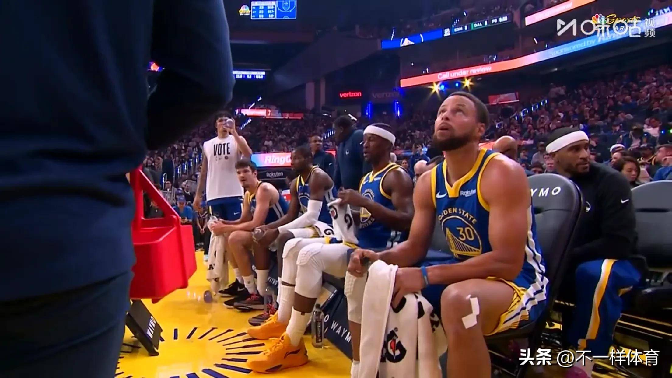 勇士碾压山东队，布克统治全场