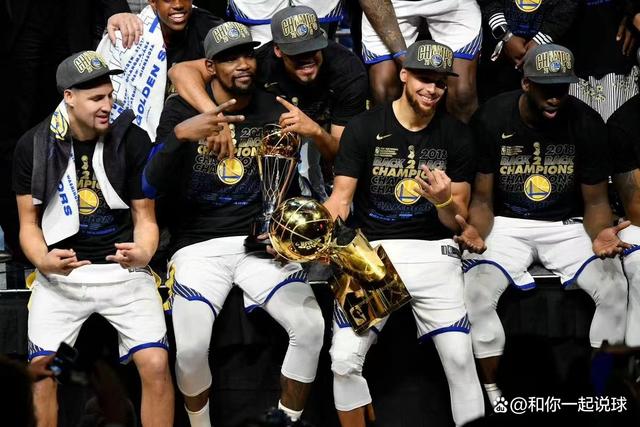 勇士碾压山东队，布克统治全场