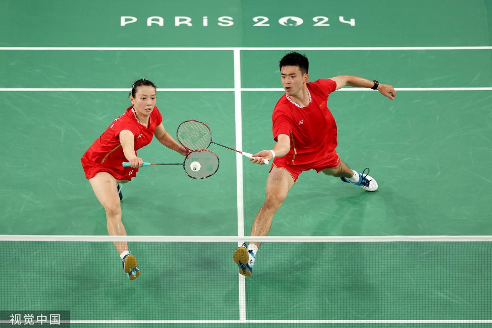 印度队力克韩国队，郑思维惊艳四座