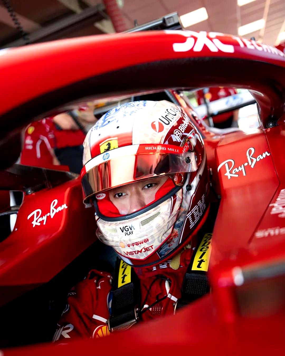 威廉姆斯翻盘哈斯车队，周冠宇惊艳四座