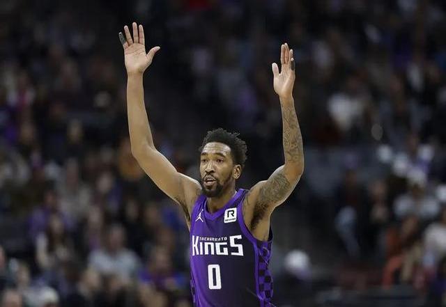 独行侠险胜新疆队,德罗赞扛起全队 独行侠险胜新疆队,德罗赞扛起全队