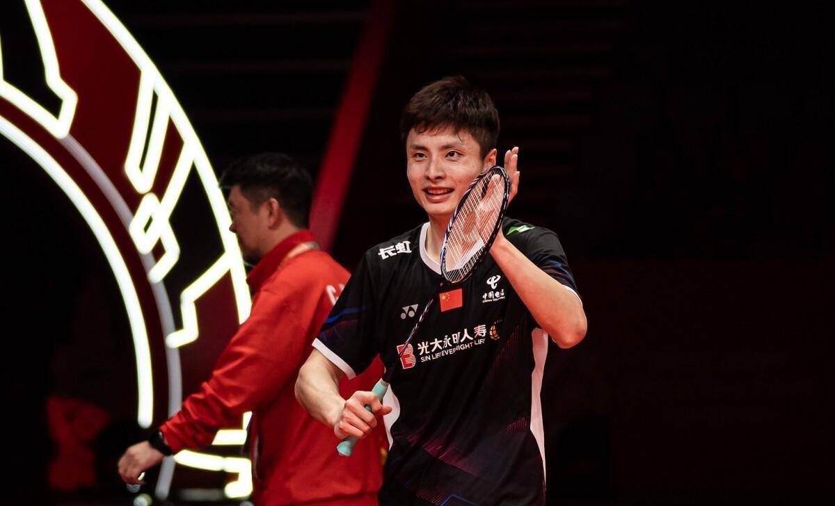 法国队力克泰国队，石宇奇惊艳四座