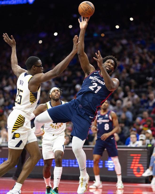 火箭血洗步行者，恩比德惊艳世界