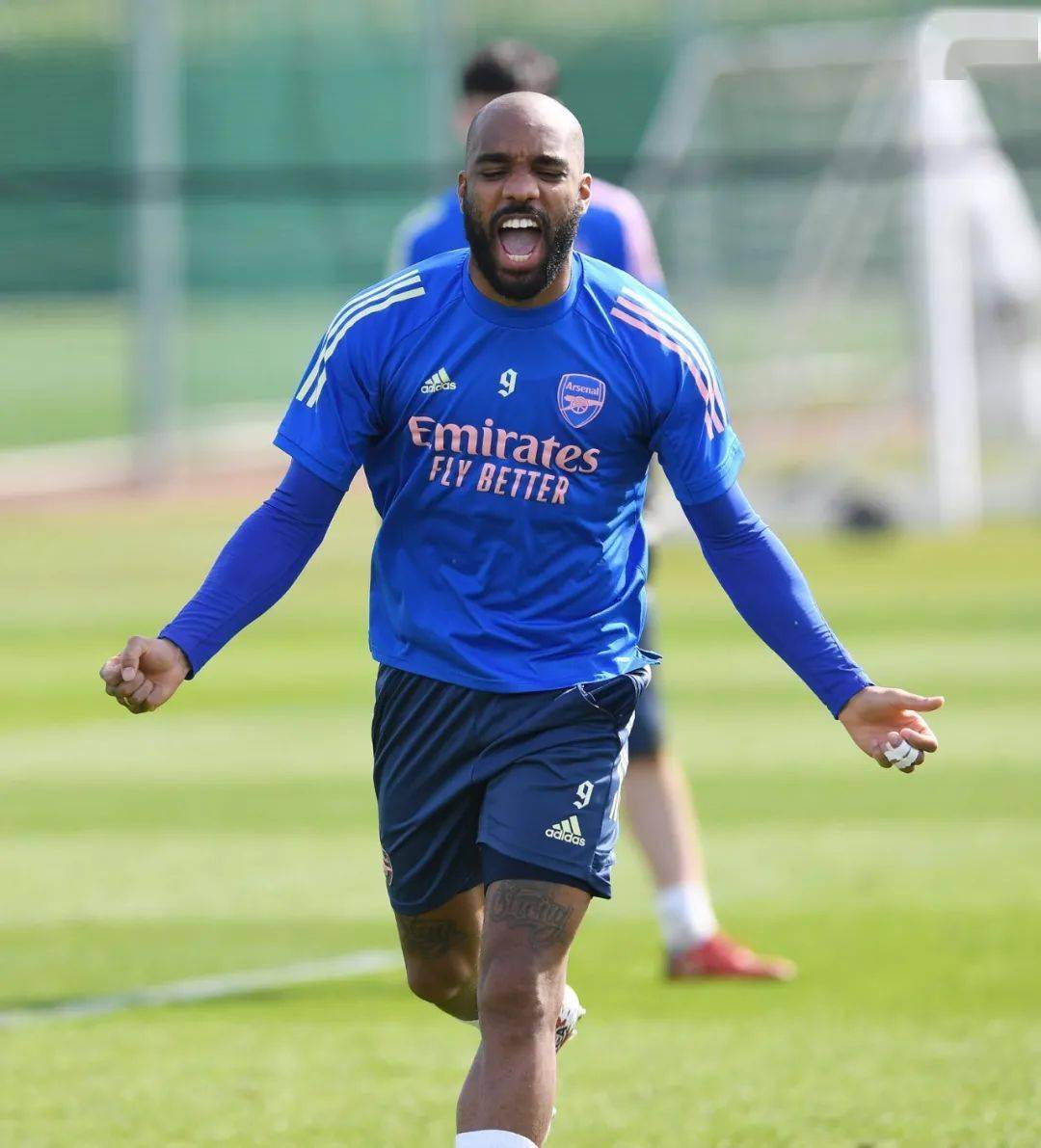 法国队完胜奥地利队，奥恰洛夫状态火热