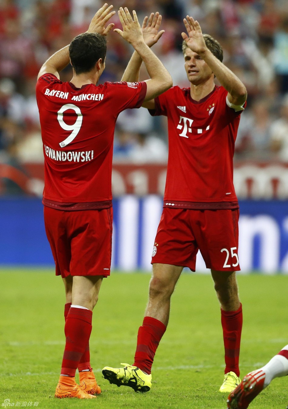 巴黎翻盘AC米兰,穆勒绝境逆转 巴黎翻盘AC米兰,穆勒绝境逆转