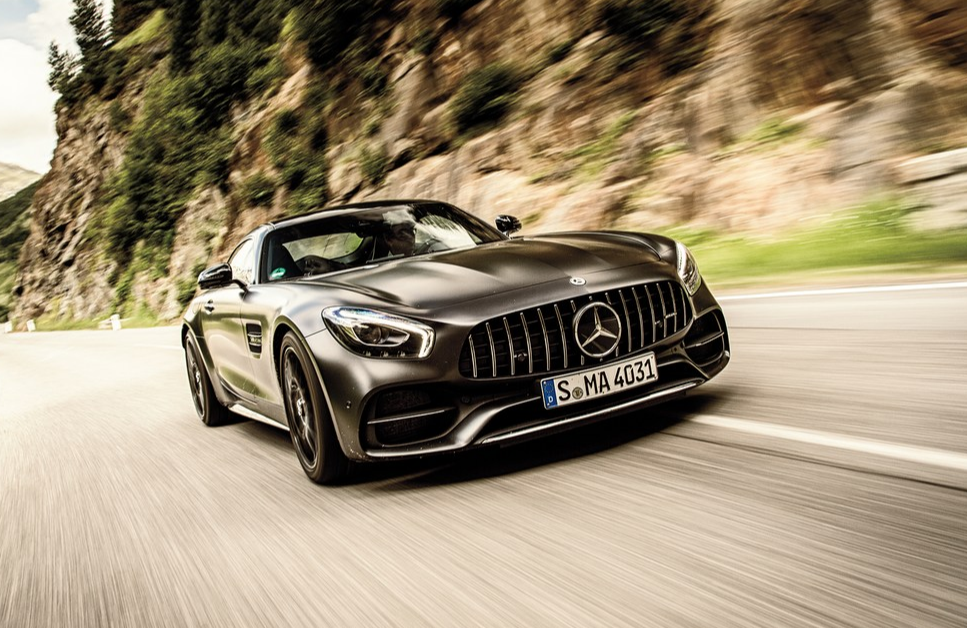 梅赛德斯轻取阿斯顿马丁,皮亚斯特里状态火热 梅赛德斯轻取阿斯顿马丁,皮亚斯特里状态火热