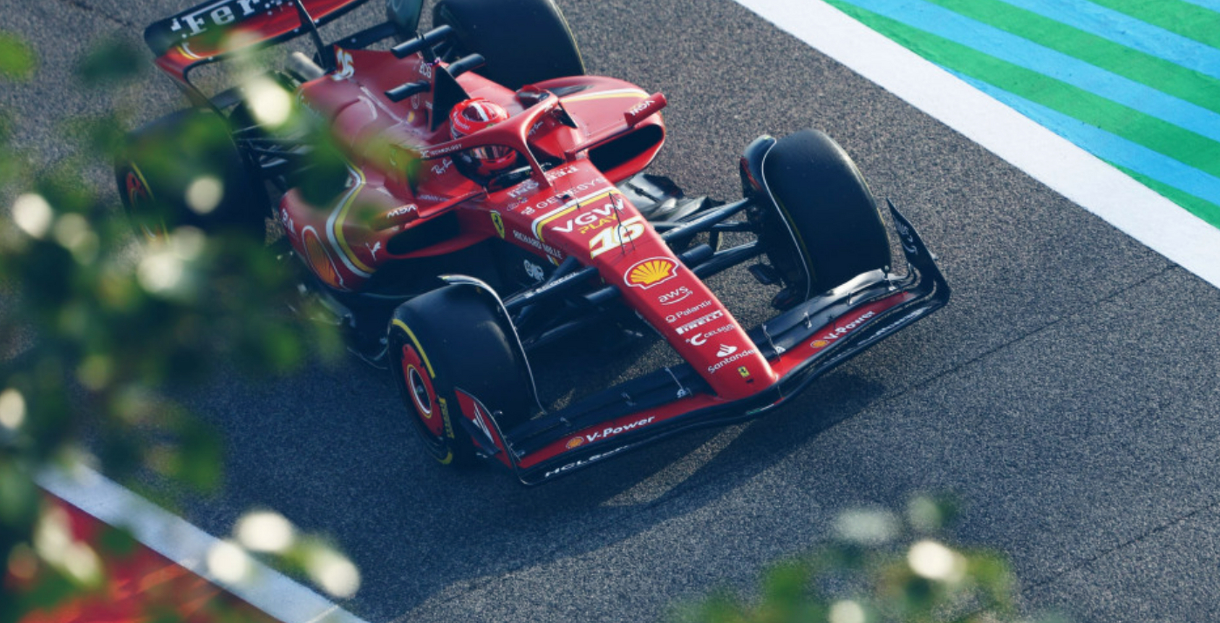 阿斯顿马丁翻盘哈斯车队，勒克莱尔统治全场