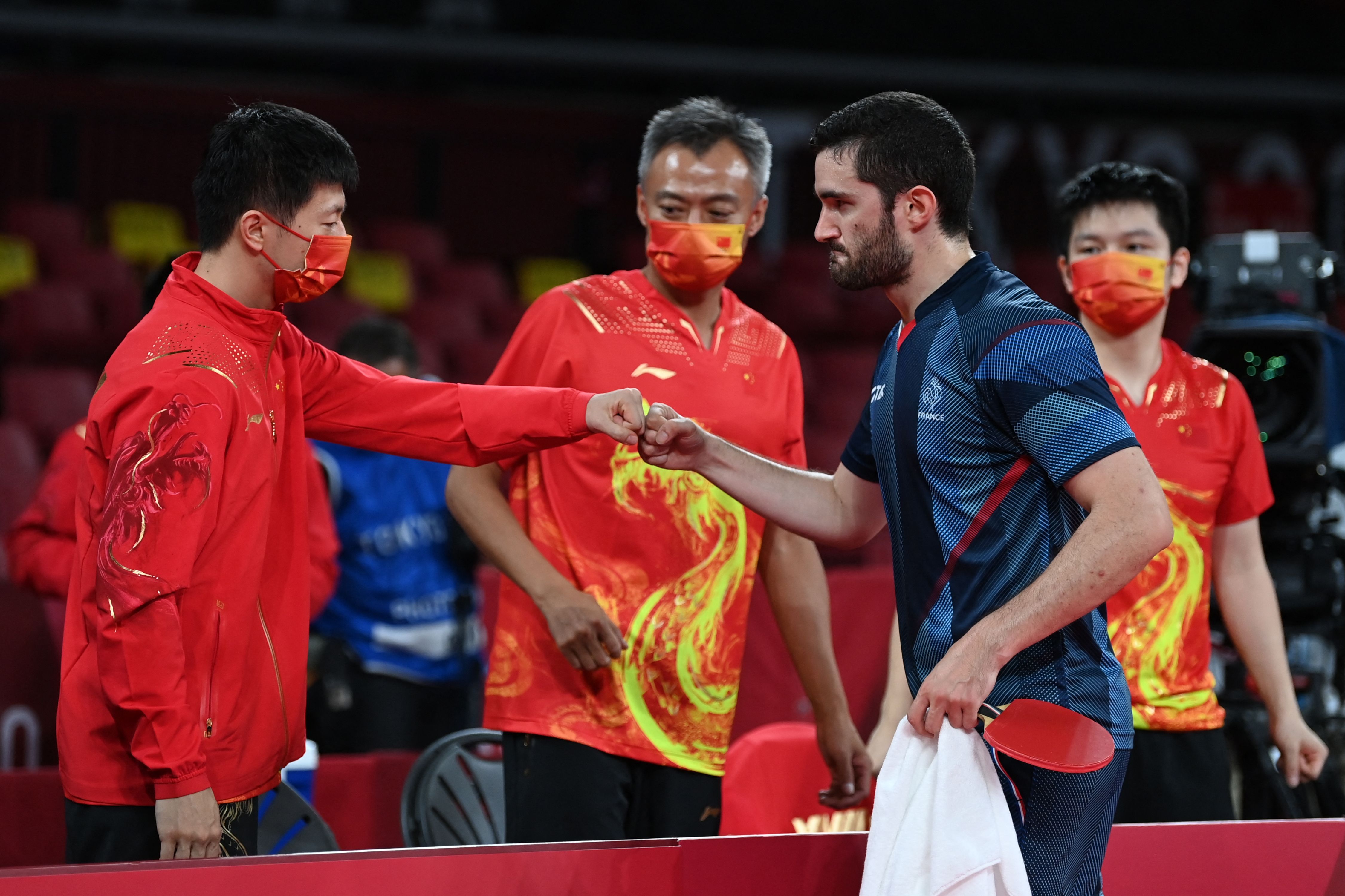 瑞典队完胜德国队，马龙统治全场