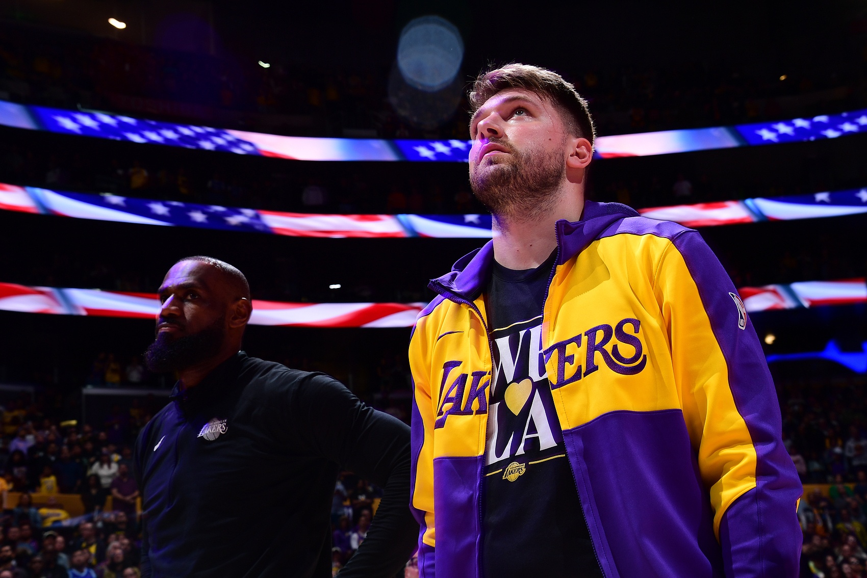 湖人轻取广东队,东契奇高光表现 湖人轻取广东队,东契奇高光表现