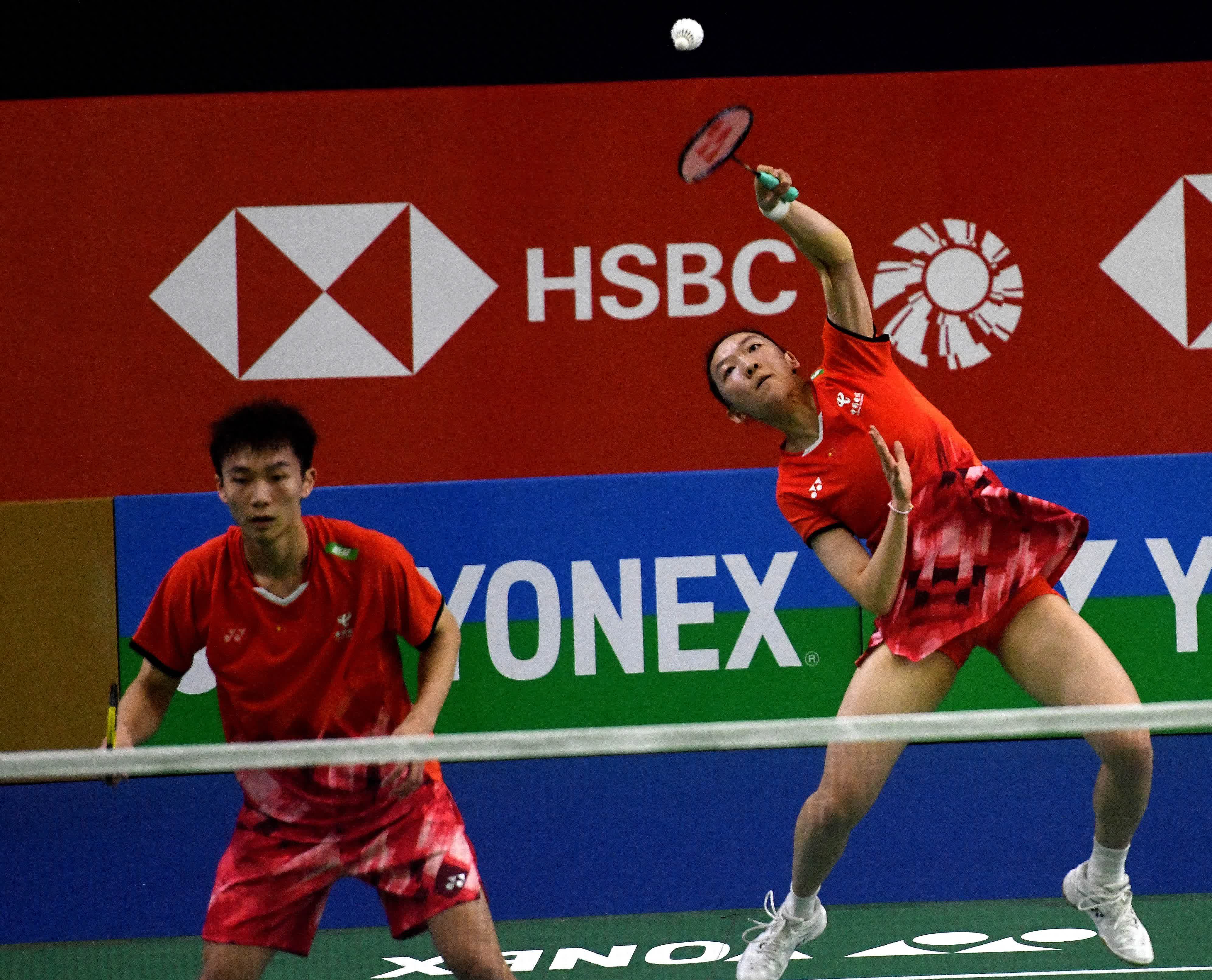 印度羽毛球队险胜泰国羽毛球队，谌龙爆发神勇