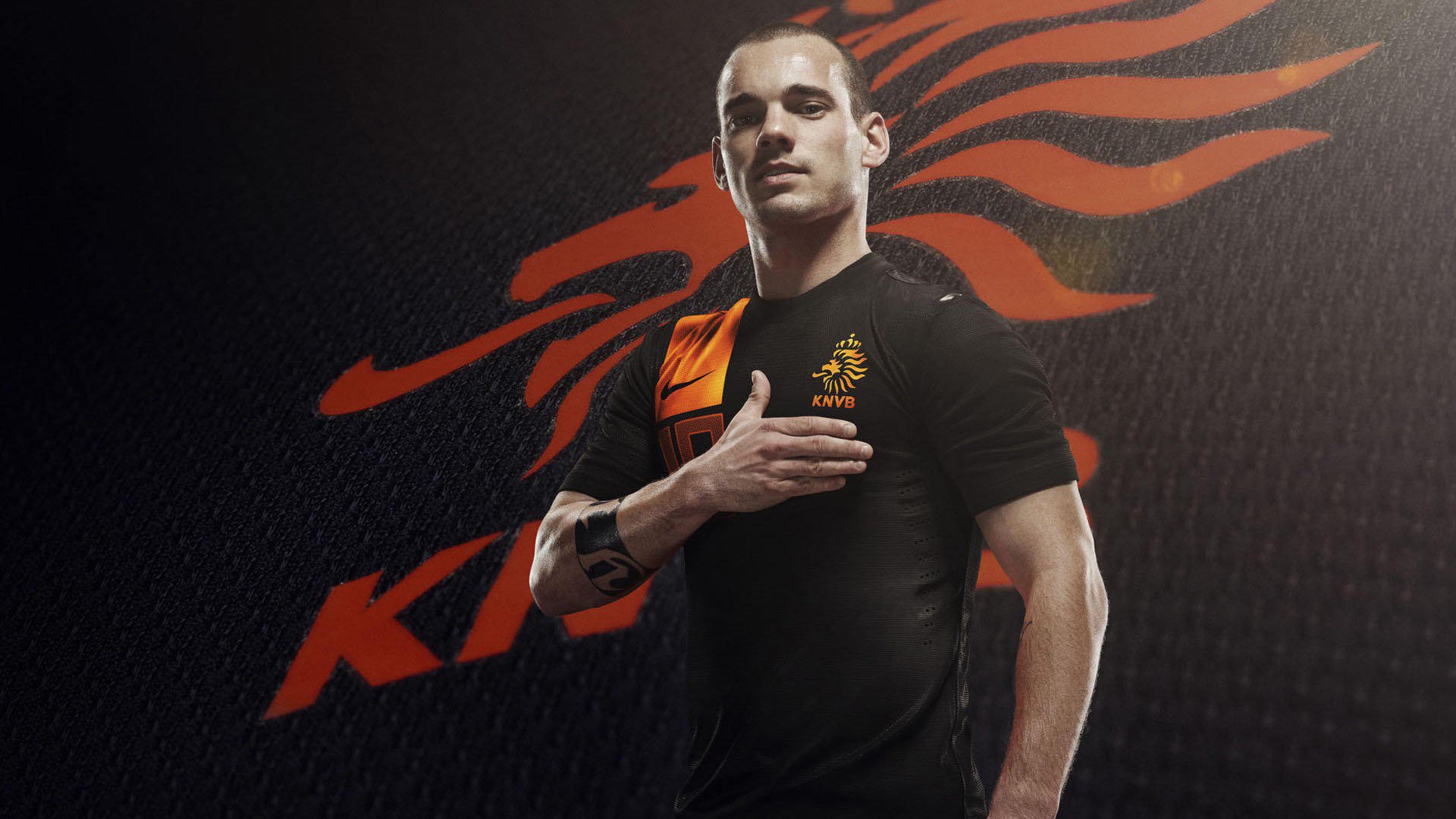 李刚仁爆发引领韩国新浪潮，马里黑马狂奔淘汰赛过关尤文