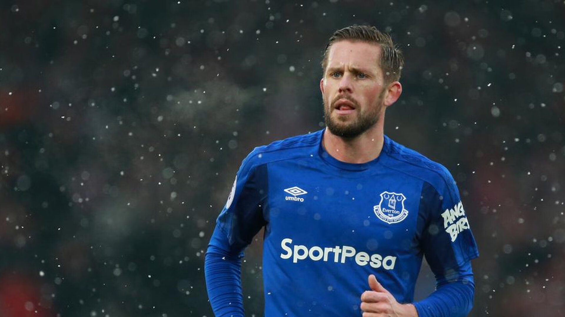 利拉德攻防转换核心，深圳队对阵快船的战术启示